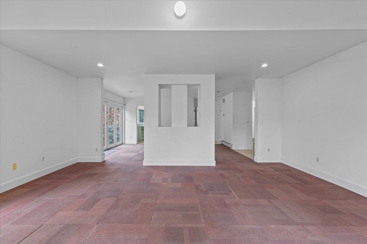 33 North Prospect Street, Unit B Burlington, VT 05401 - Photo 4 of 57