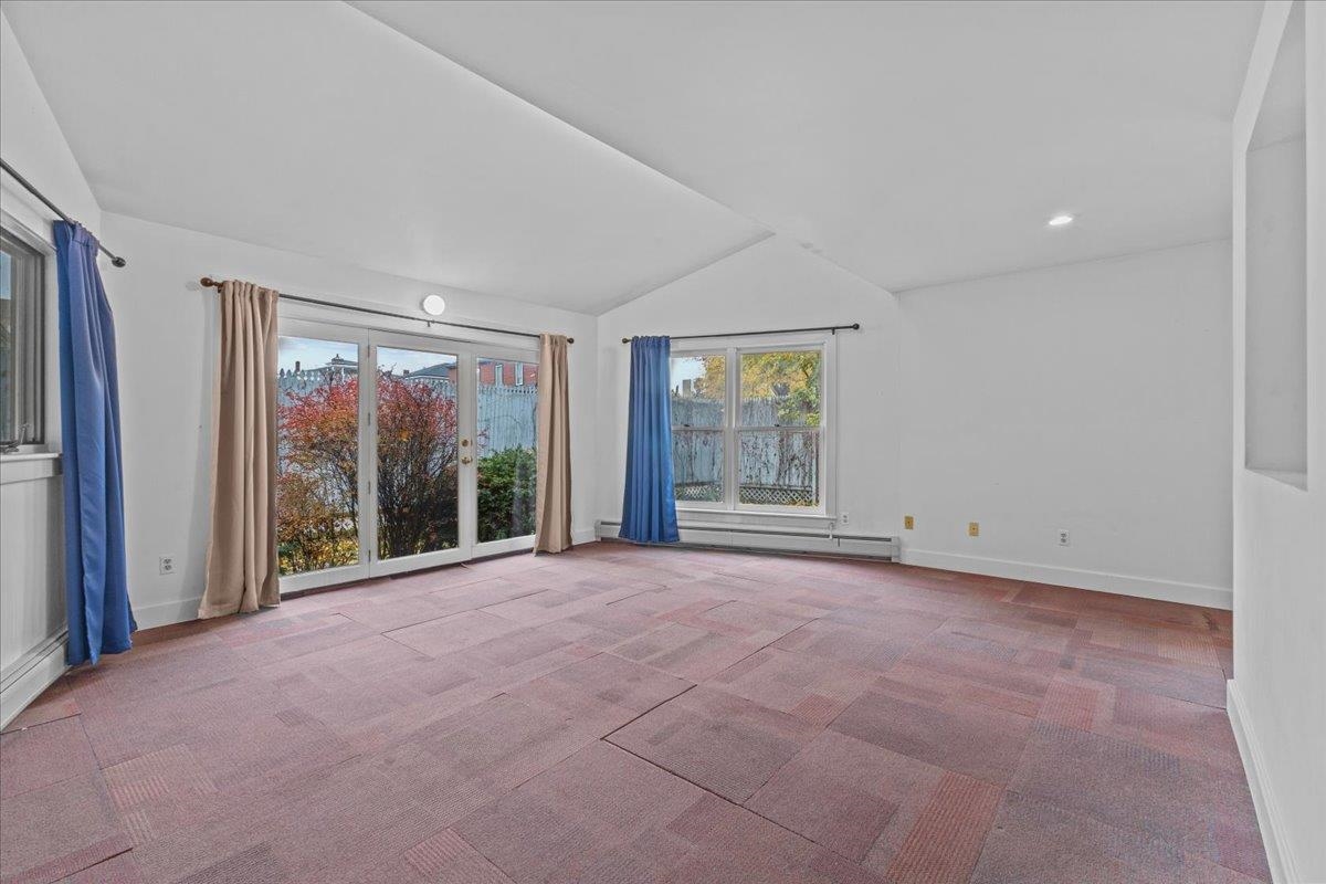 33 North Prospect Street, Unit B Burlington, VT 05401 - Photo 9 of 57