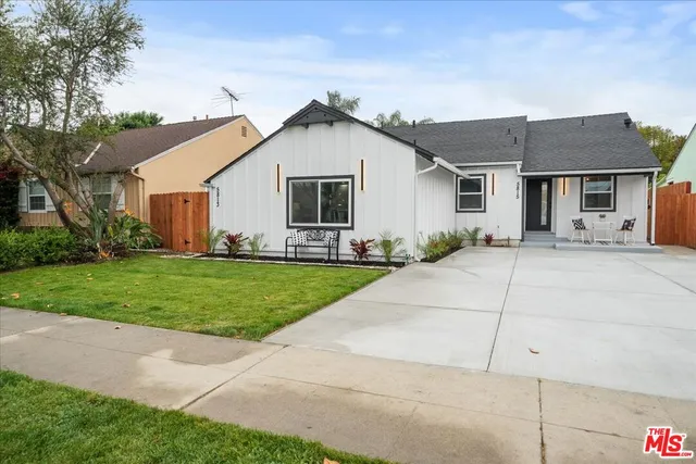 $5,500 | 5815 Saloma Avenue, Van Nuys, CA 91411
