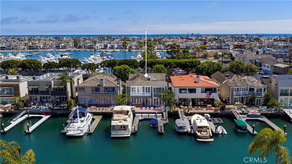 $9,750,000 | 736 Harbor Island Drive, Newport Beach, CA 92660