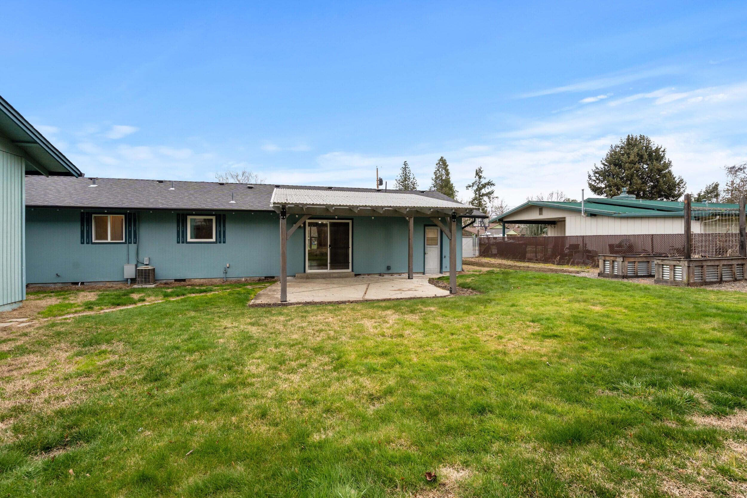 3371 Freeland Road Central Point, OR 97502 - Photo 26 of 38 3371-freeland-rd-28