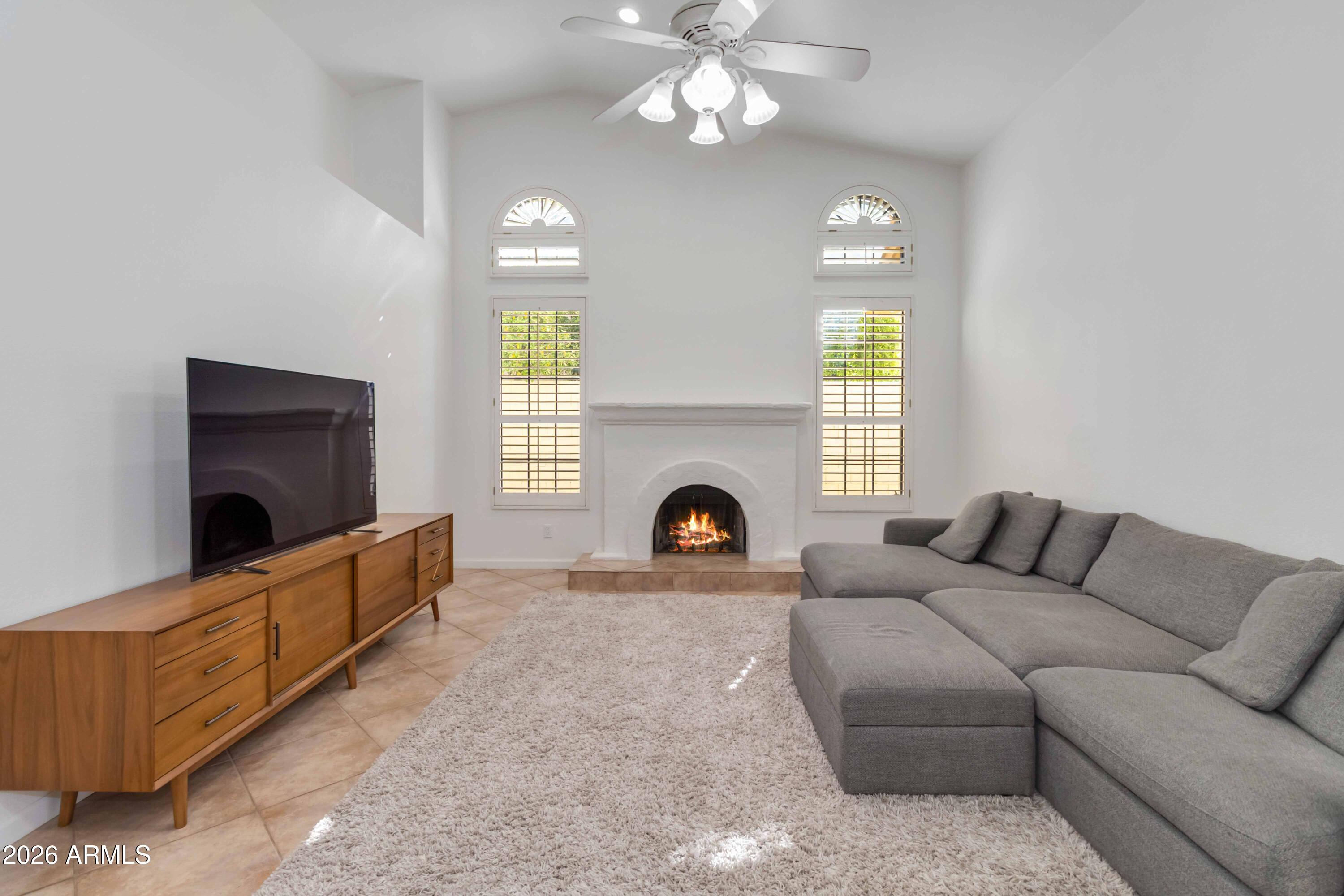 211 East Rhea Road Tempe, AZ 85284 - Photo 13 of 87 013