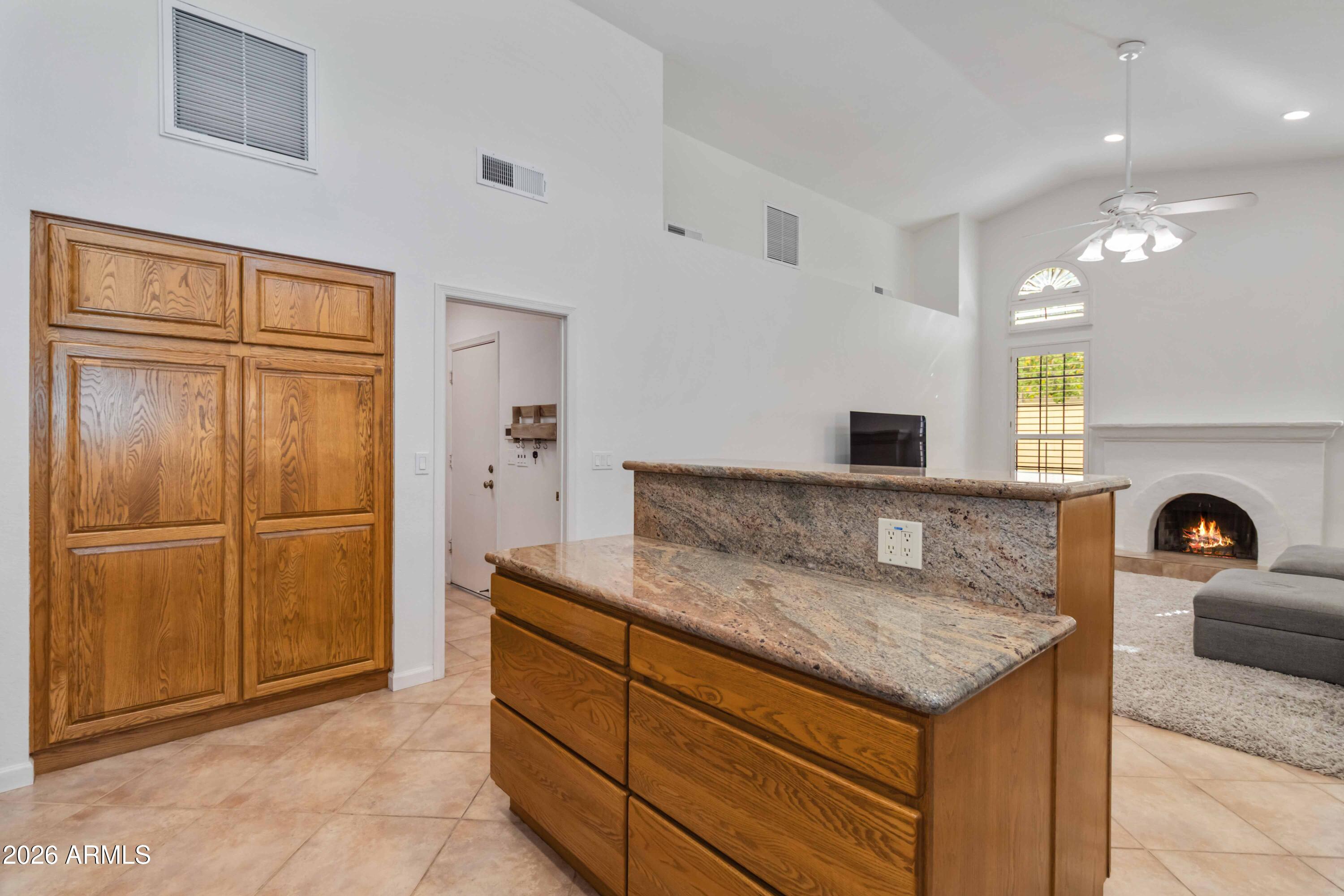 211 East Rhea Road Tempe, AZ 85284 - Photo 20 of 87 020