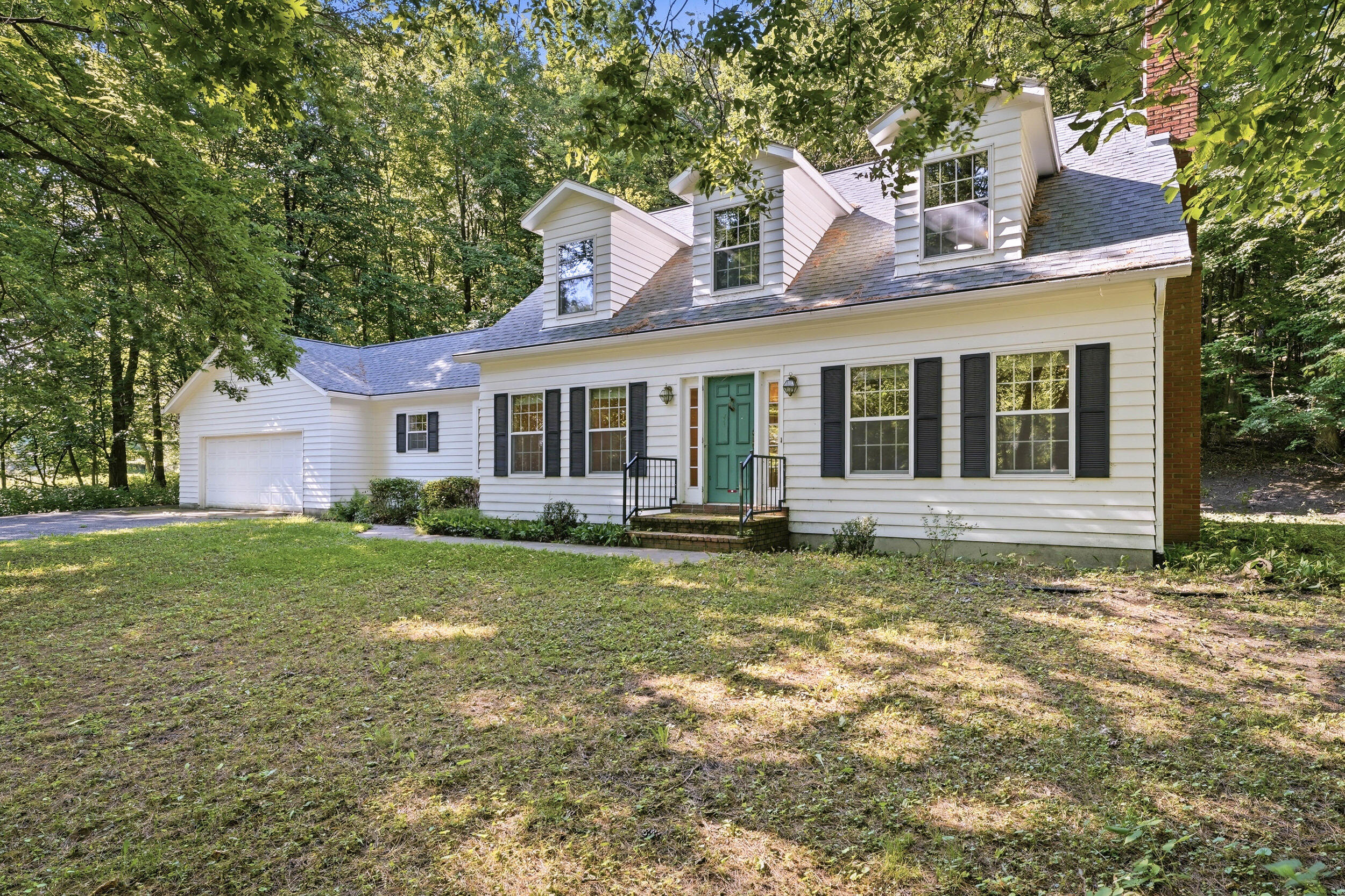 137 Canterbury Road Washington, WI 54701 - Photo 1 of 40 Custom designed cottage style home