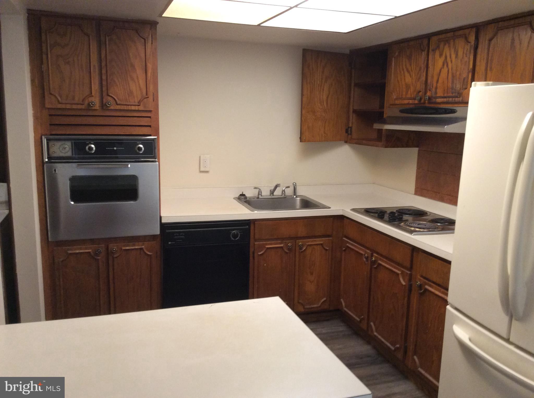 7 Rittenhouse Court Willingboro, NJ 08046 - Photo 8 of 17