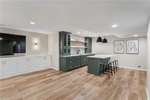 $750,000 | 5255 West 129th Terrace, Leawood, KS 66209