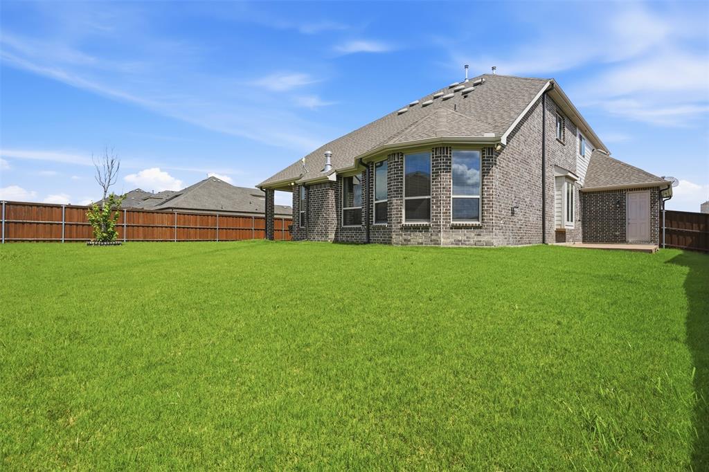15029 Fleet Hill Road Aledo, TX 76008 - Photo 5 of 35 Extra Large Corner Lot w/ 2 concrete patios