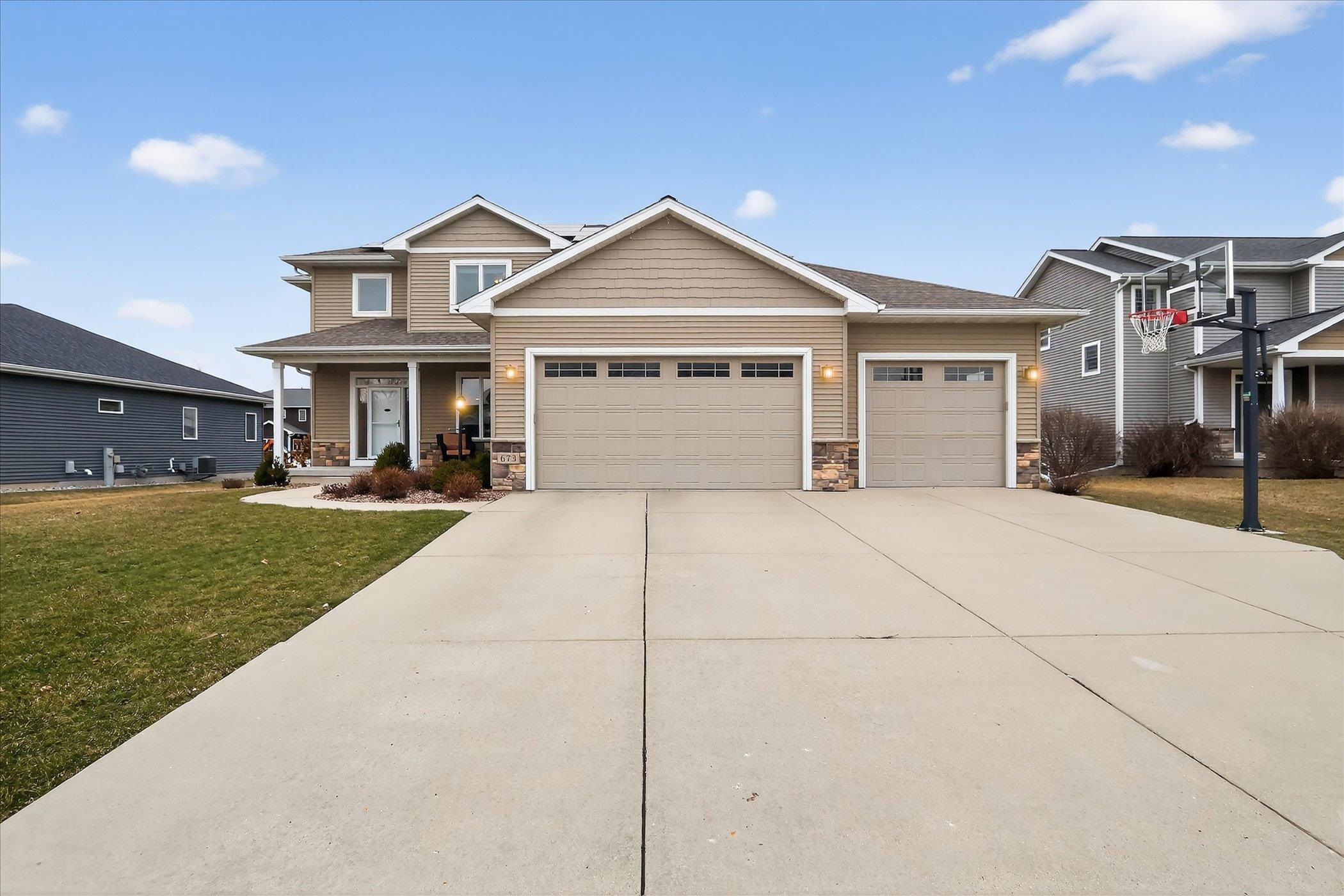 673 Prairie Grass Road Oregon, WI 53575 - Photo 3 of 72