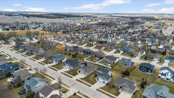 $824,900 | 673 Prairie Grass Road, Oregon, WI 53575