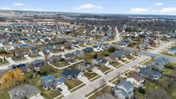 $824,900 | 673 Prairie Grass Road, Oregon, WI 53575