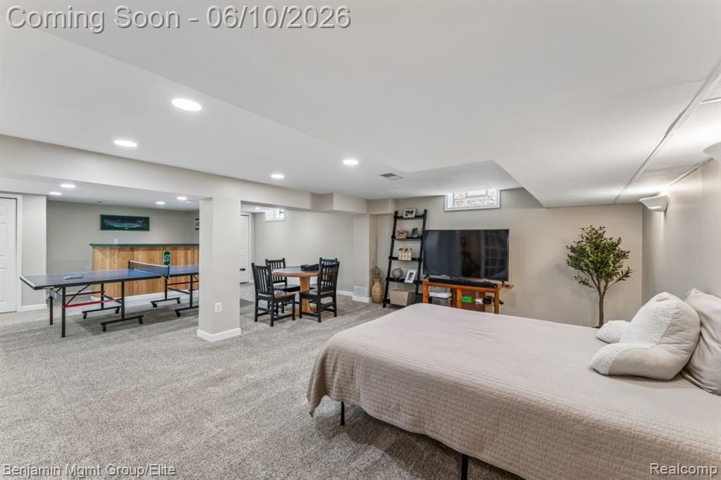 2072 Cumberland Road Rochester, MI 48307 - Photo 24 of 34
