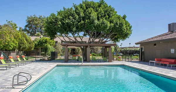 $945 | 1944 West Thunderbird Road, Unit 1, Phoenix, AZ 85023