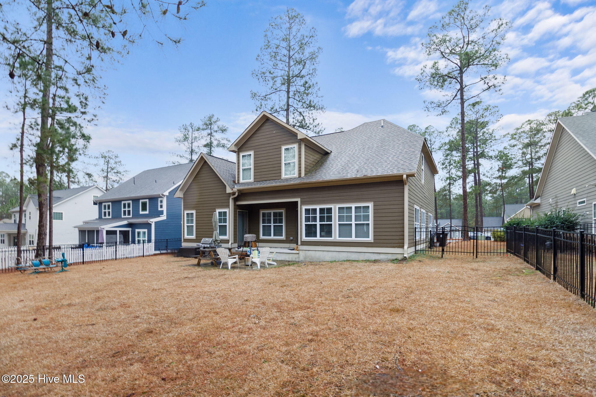 130 Leesville Loop Aberdeen, NC 28315 - Photo 9 of 42 44-web-or-mls-2B5A6087