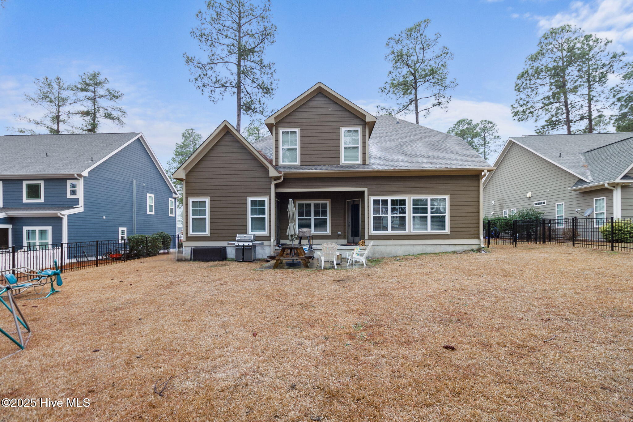 130 Leesville Loop Aberdeen, NC 28315 - Photo 7 of 42 45-web-or-mls-2B5A6090