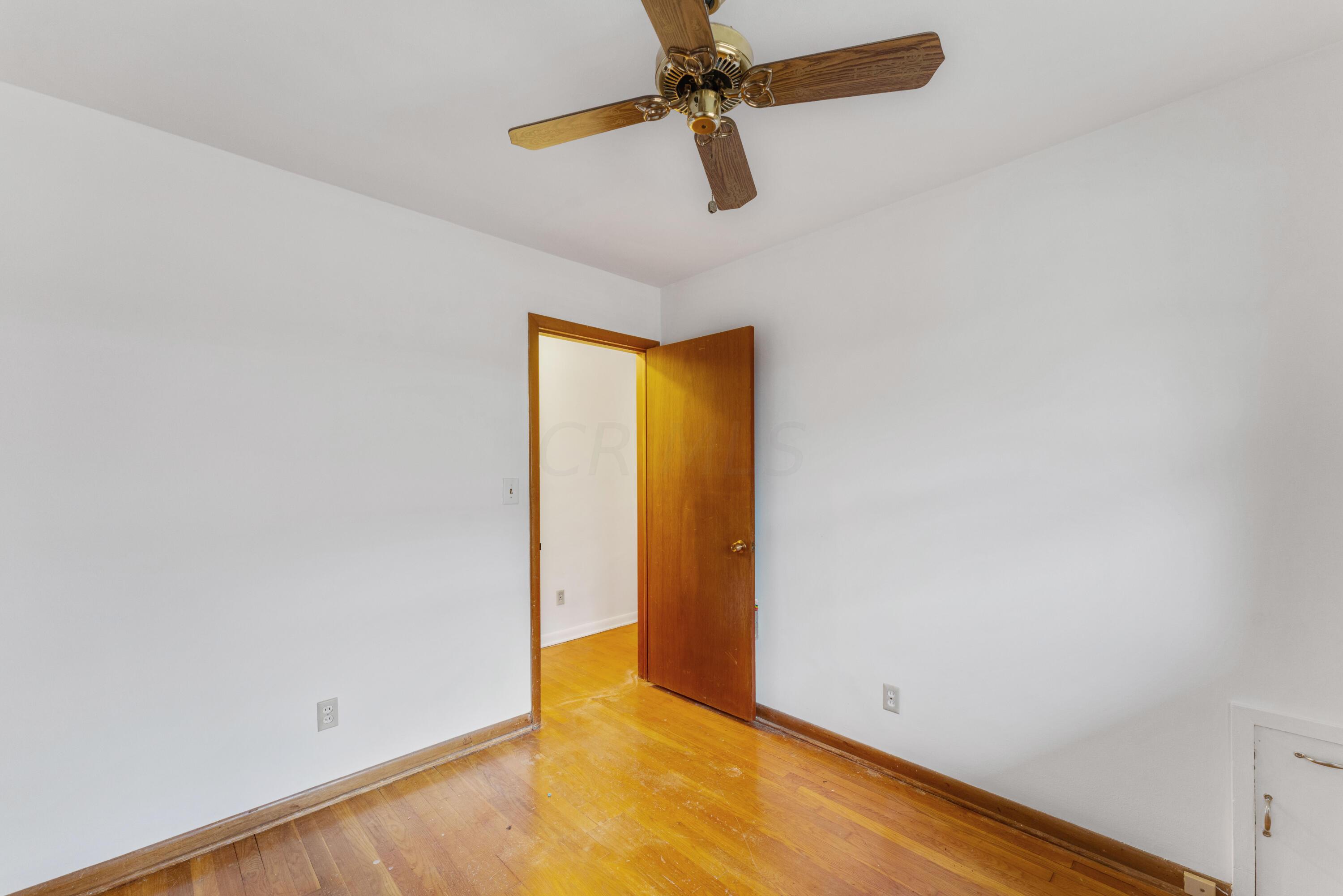 1097 Fordham Road Columbus, OH 43224 - Photo 20 of 41 28-dsc04781-dsc04783