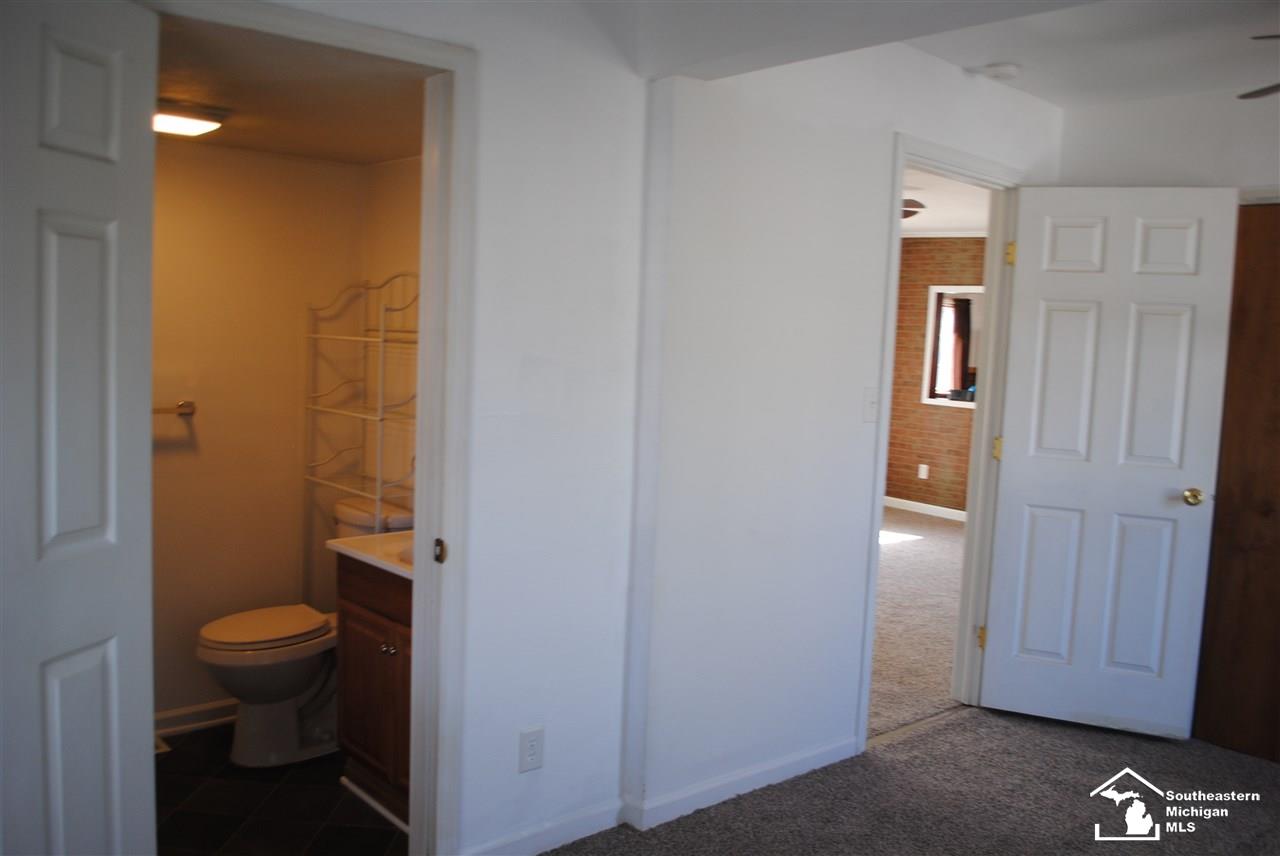 774 Rambow Drive Monroe, MI 48161 - Photo 12 of 28 50036785-11.JPG