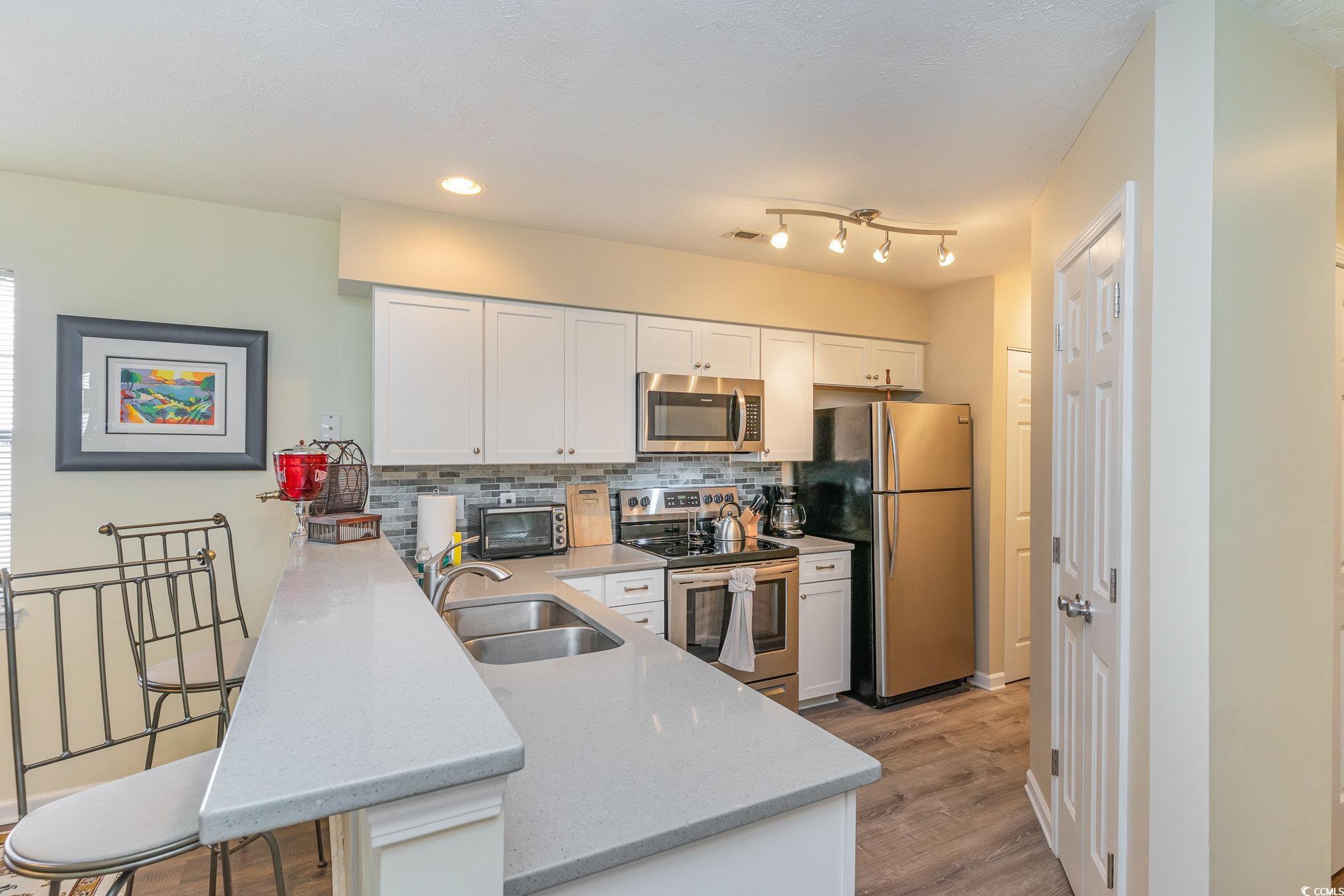 478 Pinehurst Lane, Unit 17D Pawleys Island, SC 29585 - Photo 3 of 28