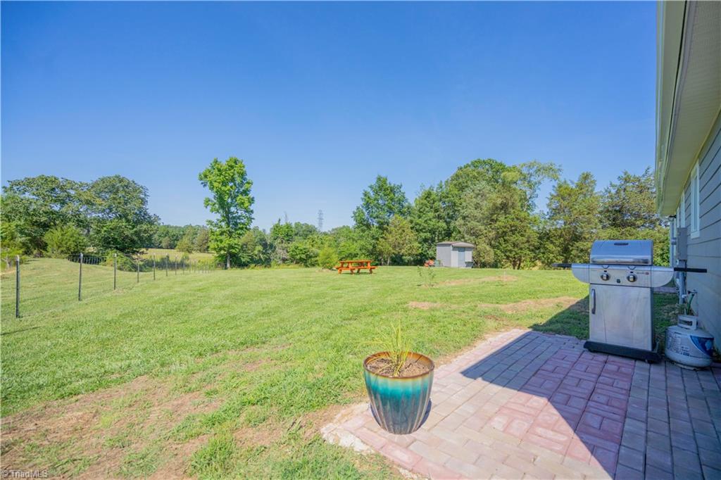 2225 Regan Road Lexington, NC 27292 - Photo 11 of 28 Gallery Image 11