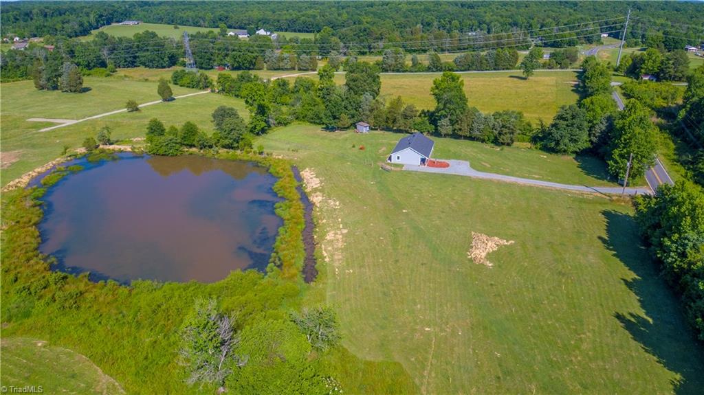 2225 Regan Road Lexington, NC 27292 - Photo 6 of 28 Gallery Image 6