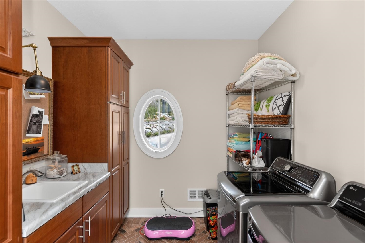 58604 East Clear Lake Road Three Rivers, MI 49093 - Photo 28 of 52