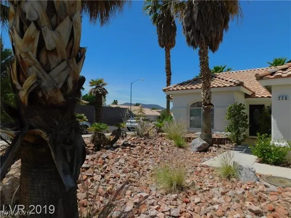 $2,103 | 226 Red Horizon Terrace, Henderson, NV 89015