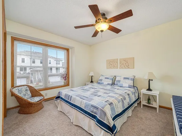 $350,000 | 20159 Holister Lane, Lakeville, MN 55044