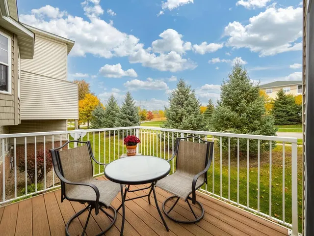 $350,000 | 20159 Holister Lane, Lakeville, MN 55044