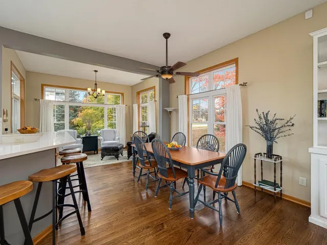 $350,000 | 20159 Holister Lane, Lakeville, MN 55044