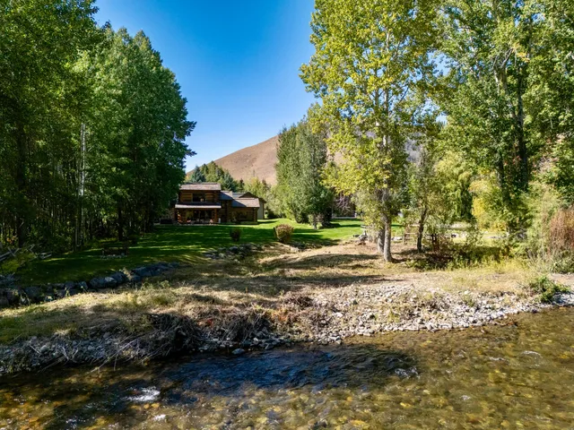$3,995,000 | 102 West Channel Lane, Blaine County, ID 83333