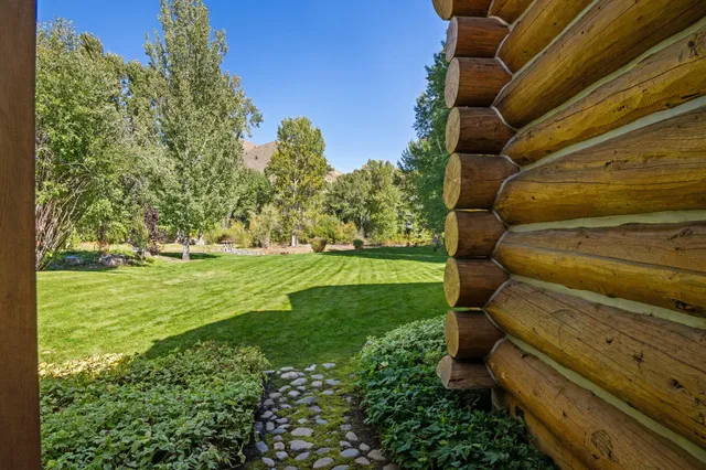 $3,995,000 | 102 West Channel Lane, Blaine County, ID 83333
