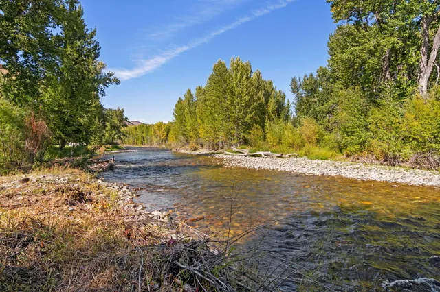 $3,995,000 | 102 West Channel Lane, Blaine County, ID 83333