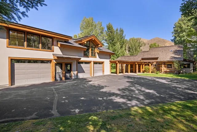 $3,995,000 | 102 West Channel Lane, Blaine County, ID 83333