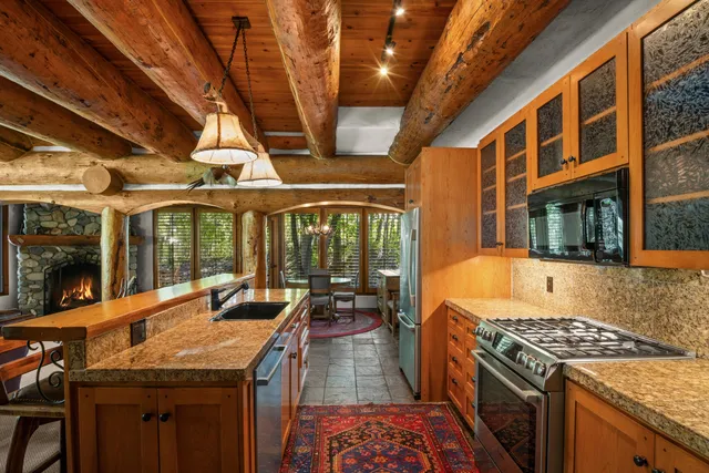 $3,995,000 | 102 West Channel Lane, Blaine County, ID 83333