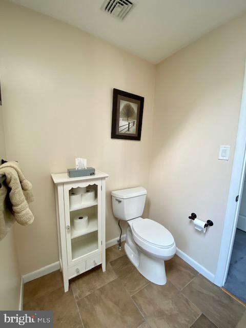 116 East Endfield Road Feasterville-Trevose, PA 19053 - Photo 43 of 63 2nd Floor Bathroom