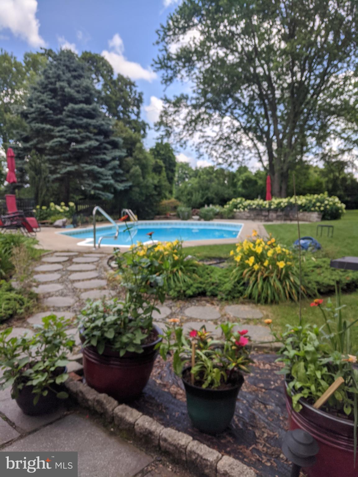 116 East Endfield Road Feasterville-Trevose, PA 19053 - Photo 8 of 63 Waiting Your Arrival!