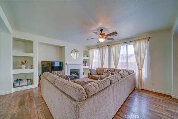 $2,800 | 14304 Gray Fox Lane, Victorville, CA 92394