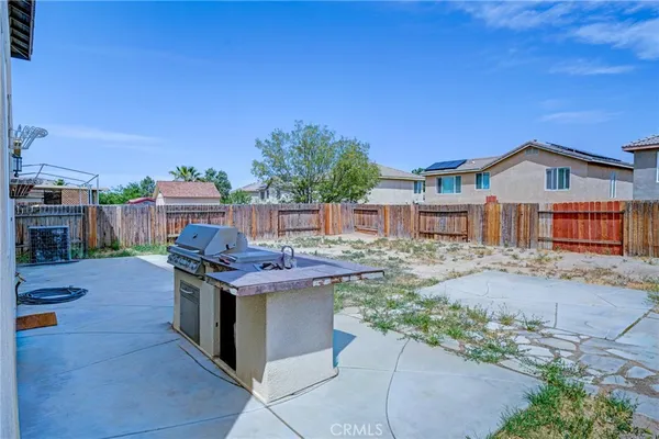 $2,800 | 14304 Gray Fox Lane, Victorville, CA 92394