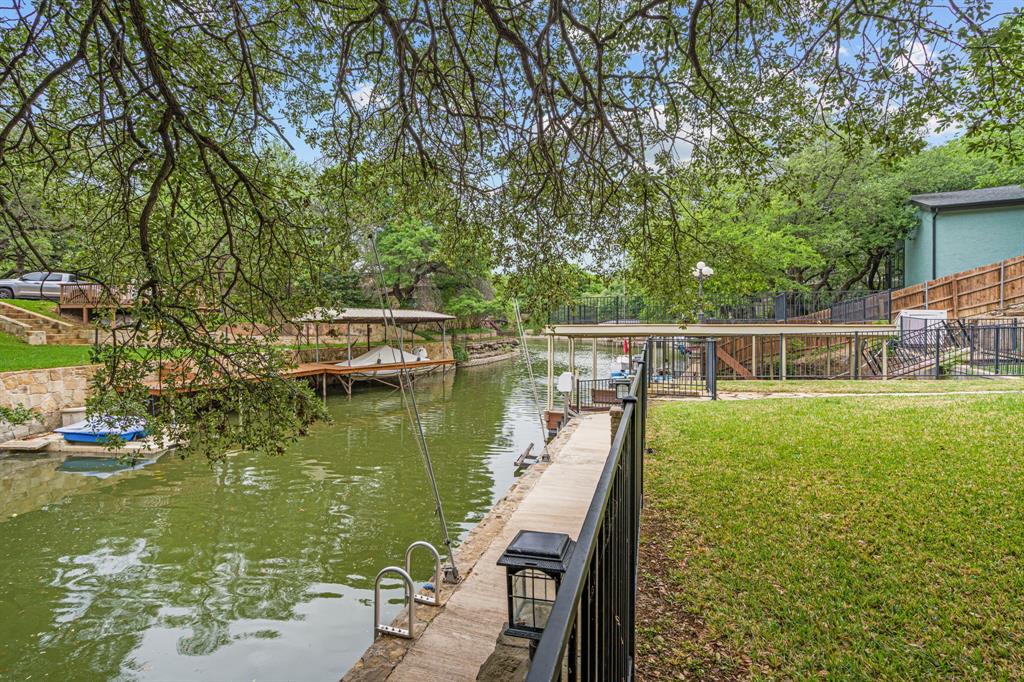 8809 Random Road Fort Worth, TX 76179 - Photo 32 of 37