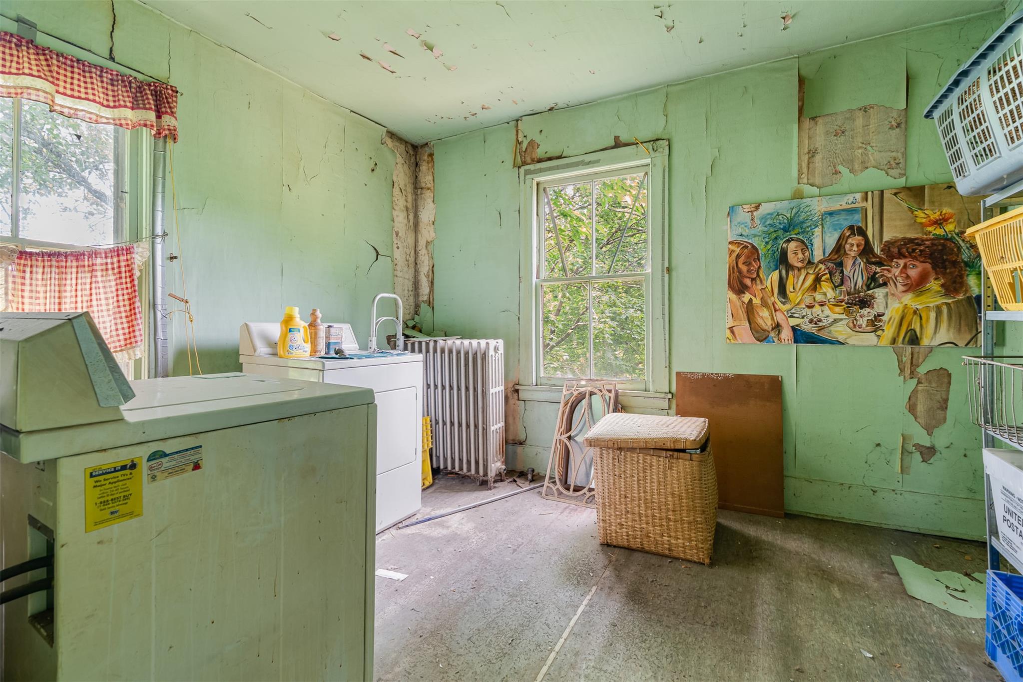 50 Maple Street Catskill, NY 12414 - Photo 14 of 27 a room with a washer and dryer