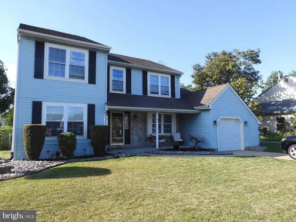 $450,000 | 9 Hemlock Drive, Blackwood, NJ 08012