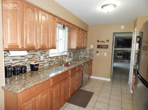 9100 Potter Road Flushing, MI 48433 - Photo 9 of 32 20451354-8.JPG