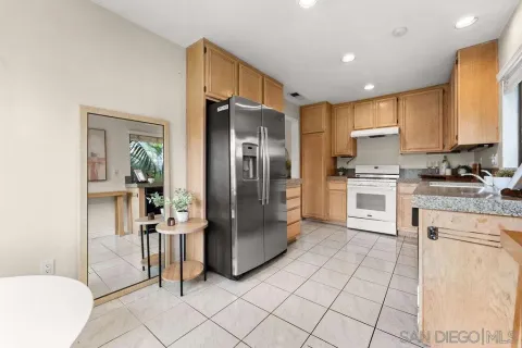 $1,595,000 | 13030 Brixton Place, San Diego, CA 92130