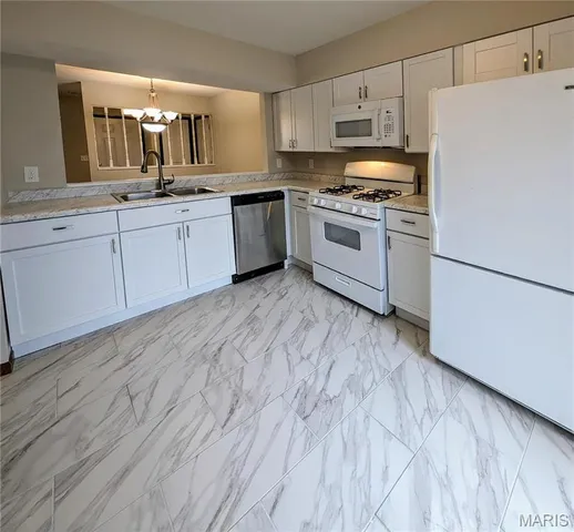 $1,700 | 263 Spencer Place, St. Peters, MO 63376