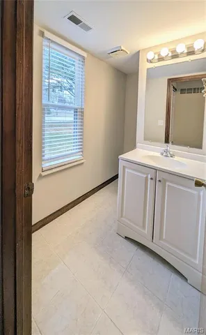 $1,700 | 263 Spencer Place, St. Peters, MO 63376