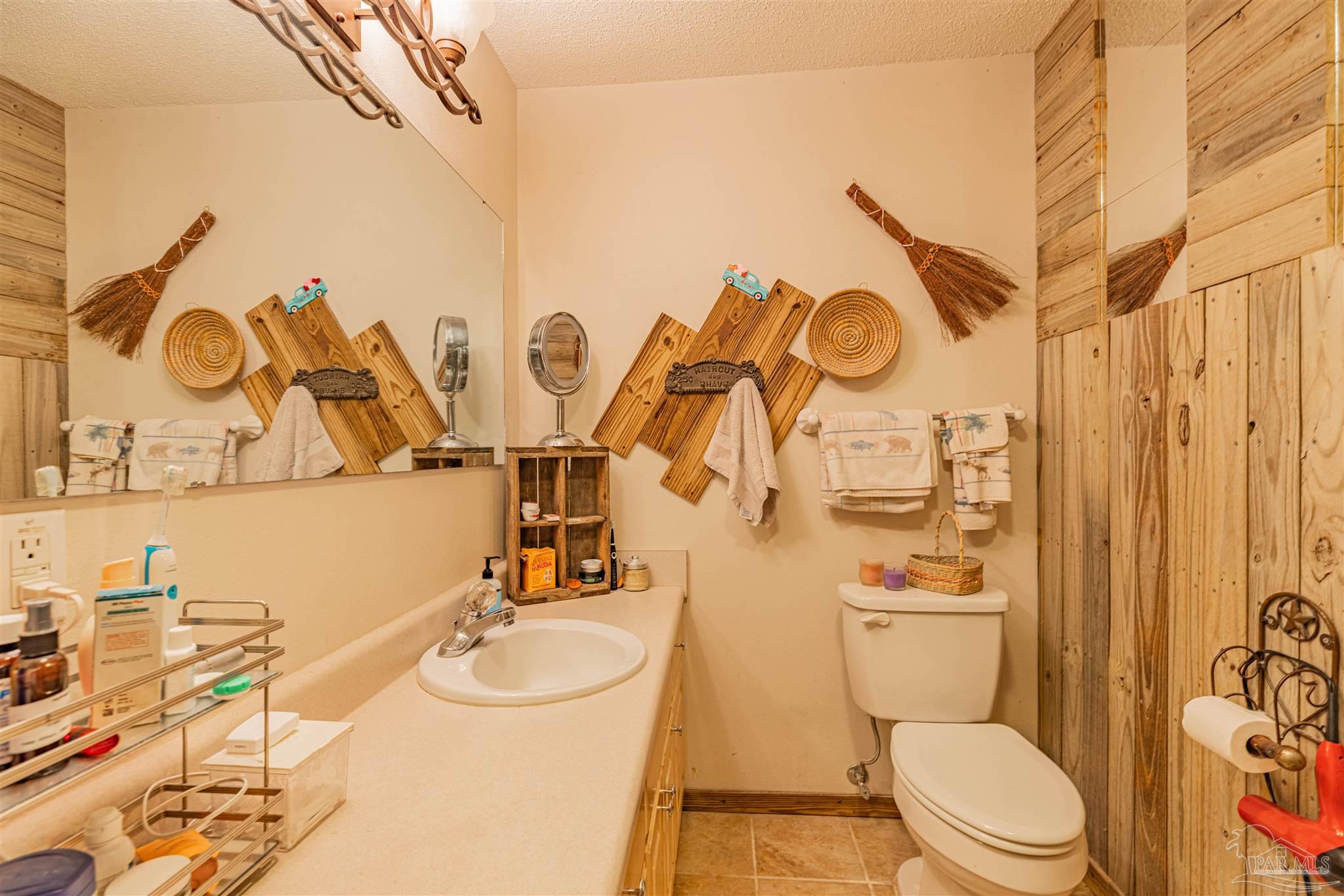 7134 Tee-Don Road Holt, FL 32564 - Photo 32 of 47 Gallery Image 32
