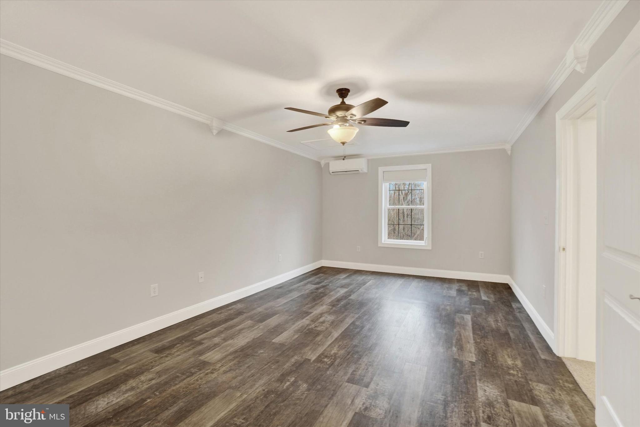 558 Rocky Road Red Lion, PA 17356 - Photo 27 of 51 2nd Floor Bedroom Suite