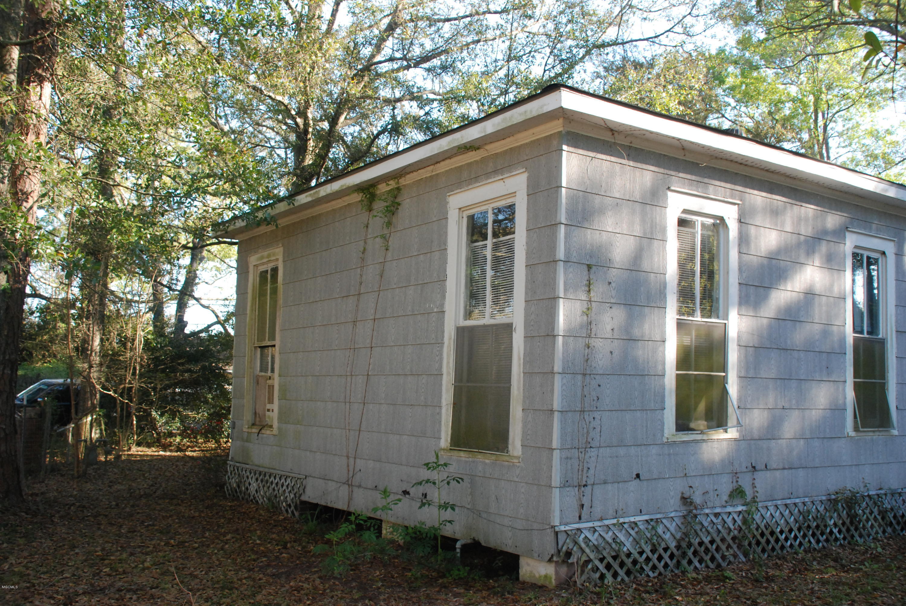 511 Old Pass Road West Long Beach, MS 39560 - Photo 18 of 18 17 - Side 2