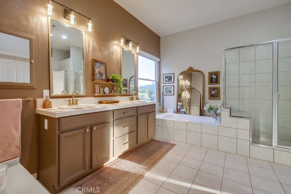2424 Gird Road Fallbrook, CA 92028 - Photo 54 of 75 PRIMARY BATH