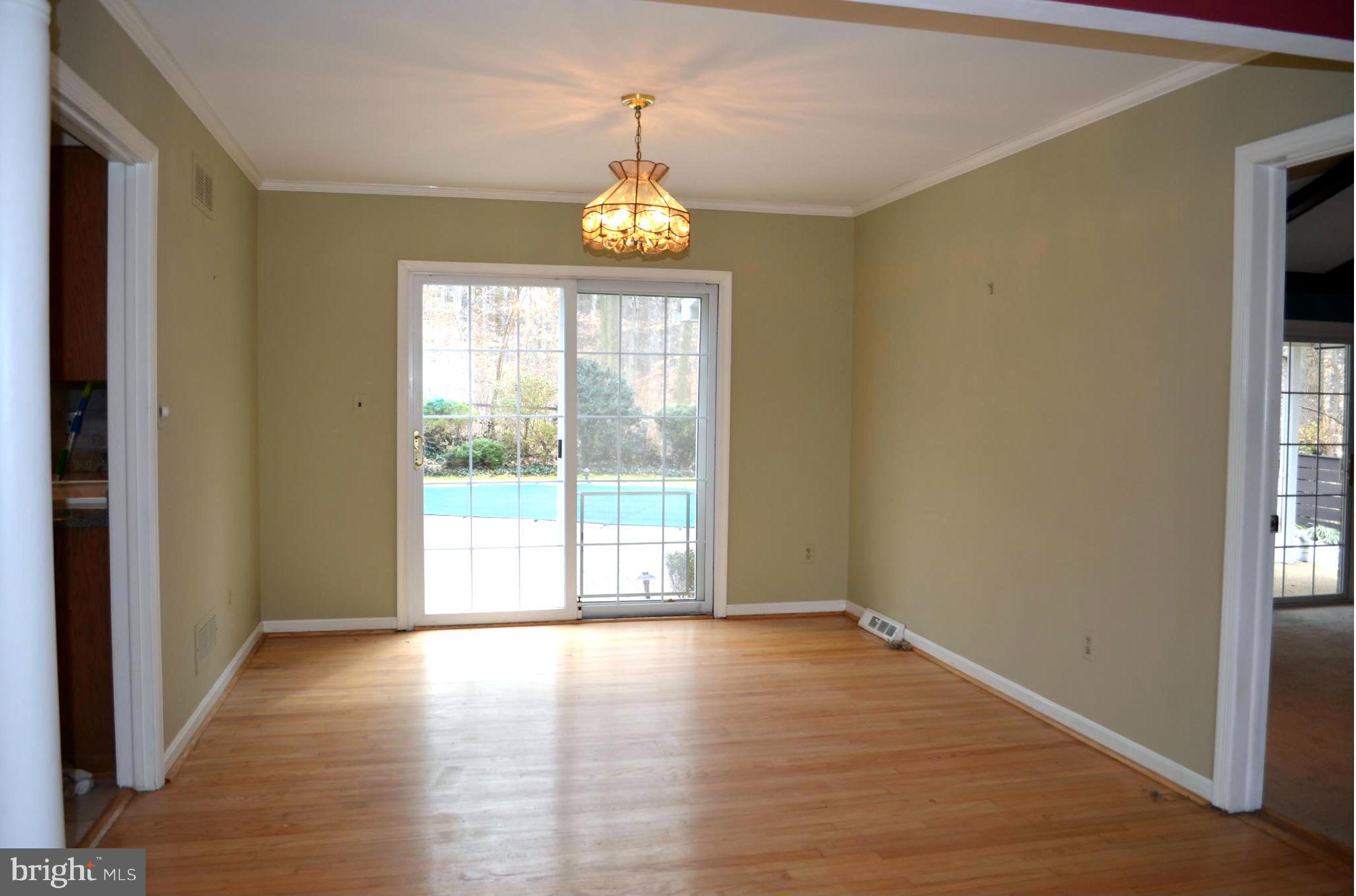 403 East Wheel Road Abingdon, MD 21009 - Photo 22 of 30 Sitting Room off of Kitchen