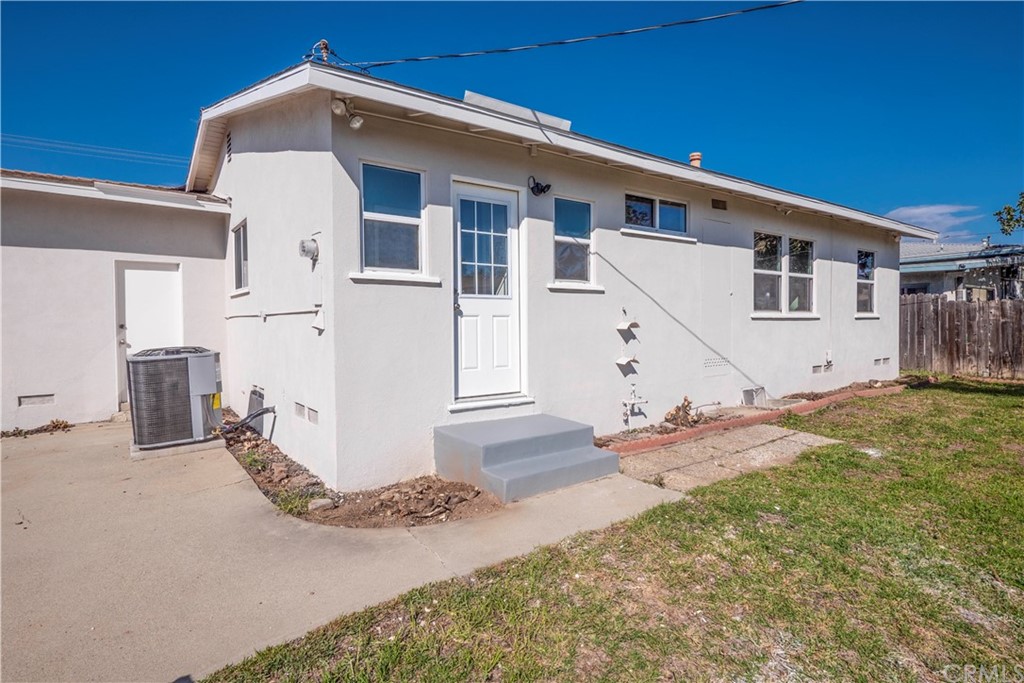 150 East Gladstone Street San Dimas, CA 91773 - Photo 28 of 37 a view of backyard of house
